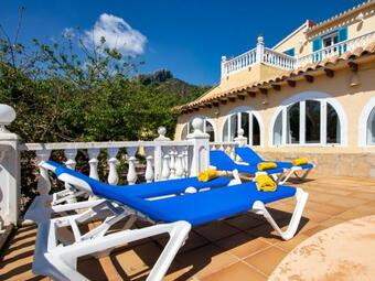 Villa Mandana