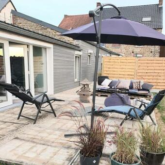 Hostal Au Coeur Des M�riers