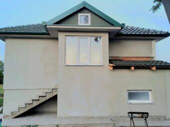 Villa Exit House
