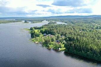 B&B By The Lake