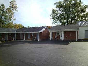 Cedar Hill Motel