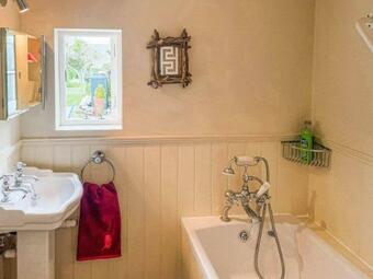 Plum Tree Cottage