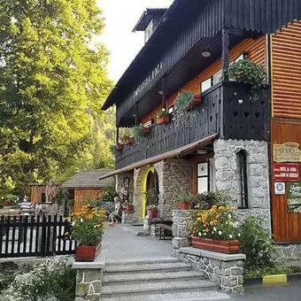 Bed & Breakfast Smu?arska Ko?a