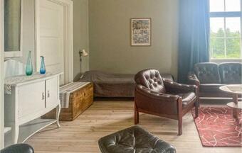 Awesome Home In Finsp�ng With Wifi And 3 Bedrooms