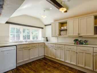 Orchard Barn