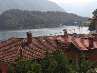 Azzano Holidays B&B