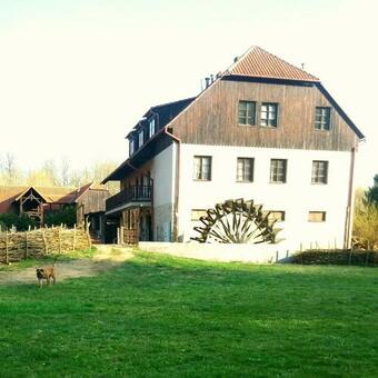 Hostal Kratochviluv Mlyn