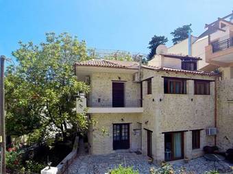 Alexander Villa