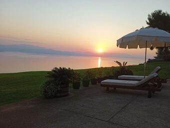 Villa Efmelia
