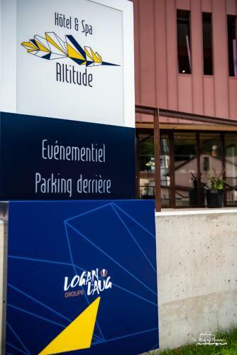 Hotel H�tel Altitude Et Spa Pierre-perc�e