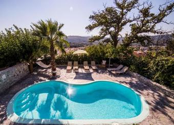 Dryades Villa