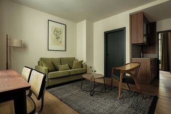 Aparthotel Batimont Suites & Apartments