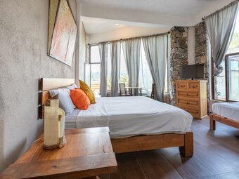 Hotel Santa Rosa