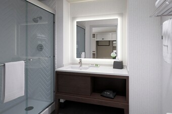 Hotel Holiday Inn & Suites Monterey Park Los Angeles By Ihg
