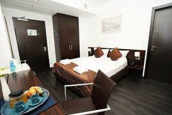 The Atrium Hotel