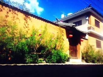 Hostal Shaxi Miss May Hotel