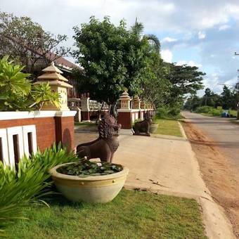 Hotel Dusita Resort