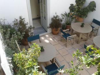Hydra Hotel