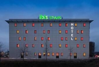 Hotel Ibis Styles Romans-valence Gare Tgv