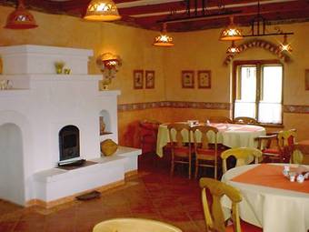 Hostal St.michael Panzi� Lovaspark