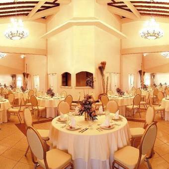 Hotel Las Olas Beach Resort