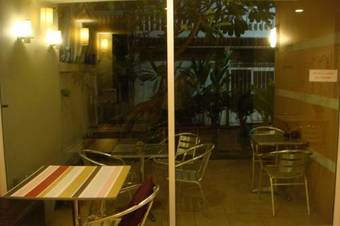 Hostal Urban House