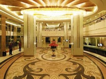 Hotel Golden Dragon