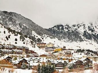 Apartamentos Degas Mikka