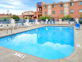 Motel 6 Page