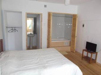 Hostal Michel