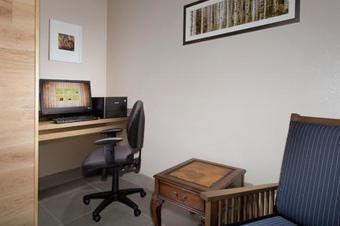 Hotel Country Inn And Suites By Carlson Houston Intercontinental Airport East