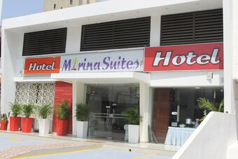 Hotel Marina Suites