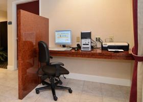 Hotel Comfort Suites Oakley