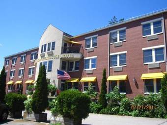 Camden Riverhouse Hotel And Inn