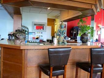 Motel Budget Host Airport Inn