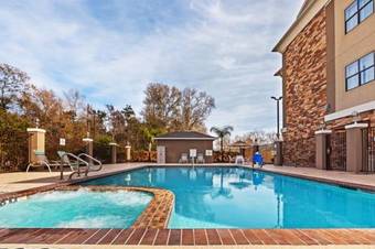 Hotel Holiday Inn Express & Suites Cleveland