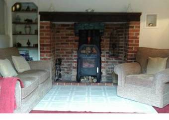 B&B Brookside Cottage