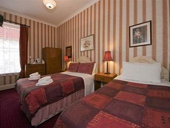 Ashurst Lodge Hotel