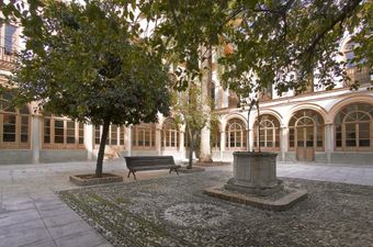 Hotel Macià Monasterio de Los Basilios