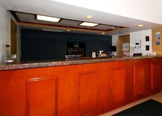 Hotel Quality Inn & Suites North/legoland Area