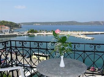 Karalis City Hotel