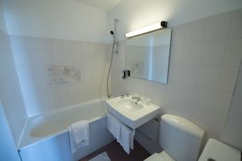 Hotel Anne De Beaujeu