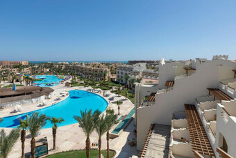 Hotel Royal Lagoons Resort & Aqua Park