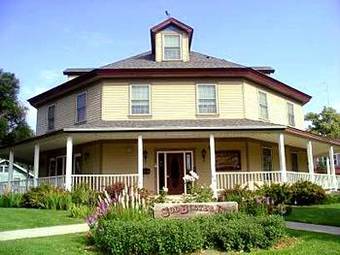 Bed & Breakfast Currier Inn