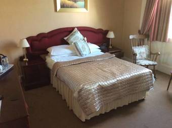 The Buck Hotel