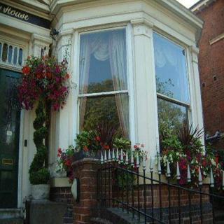 Ely House Hotel