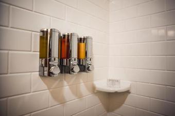 Hi-ho: A Hi-tech Hotel