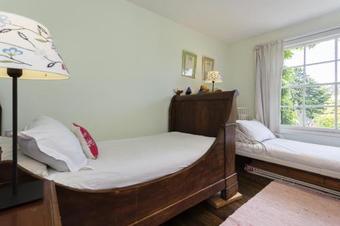 Veeve - Five Bedroom House In Greenwich