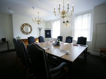 Hotel Legacy Falcon