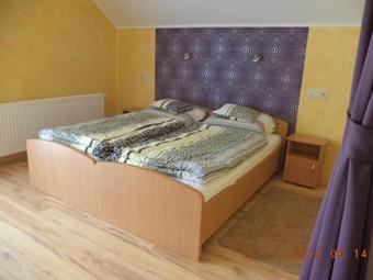 F?nix Apartmanh�z